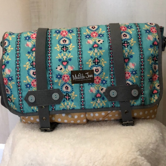 LAST ONE! Exclusive Matilda Jane Messenger Bag - Picture 3 of 8